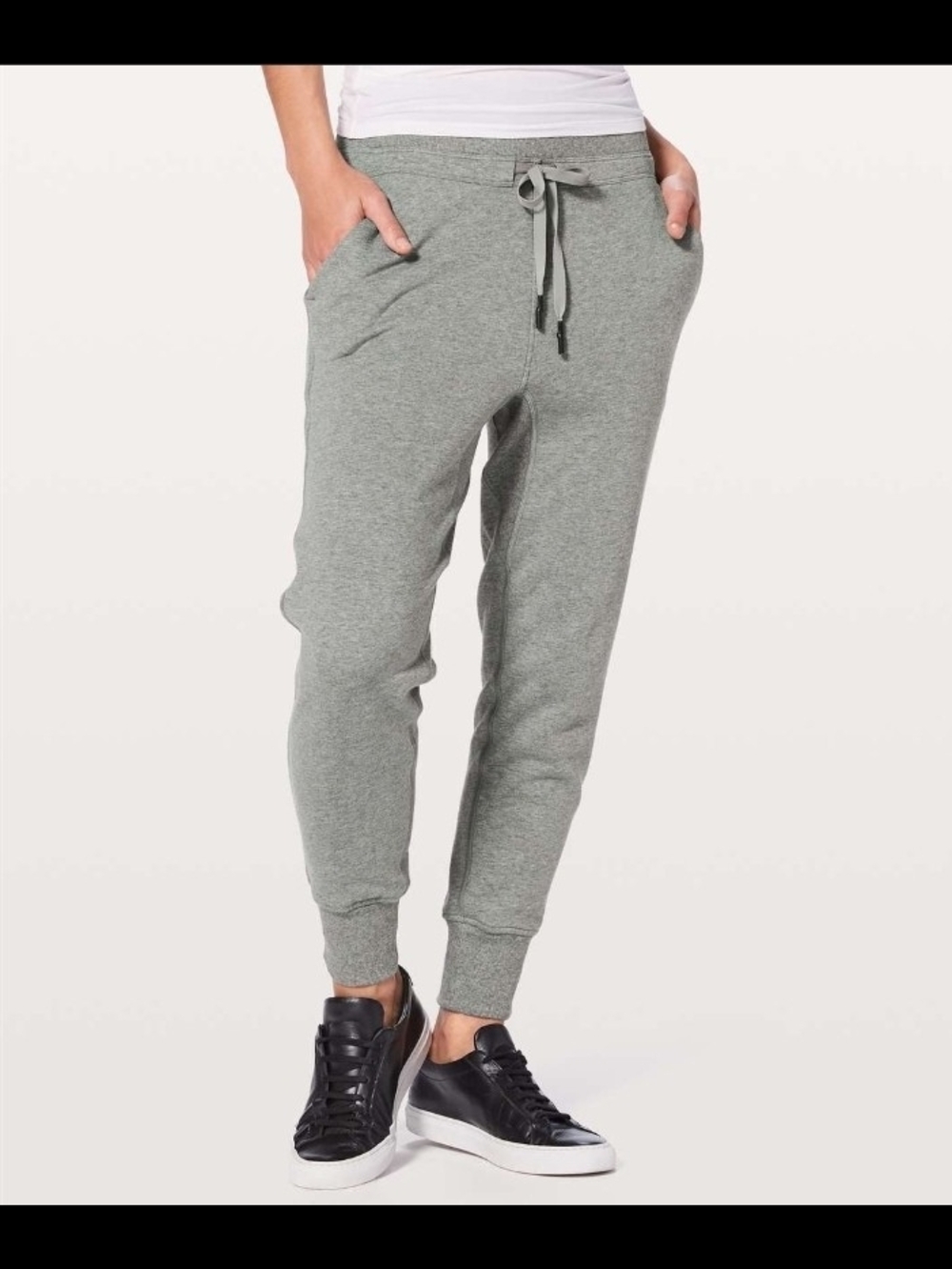 Lululemon Press Pause Jogger II 25.5"

Heathered Core Medium Grey